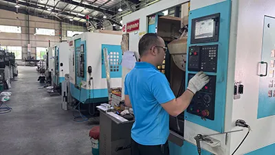 Centre d’usinage CNC