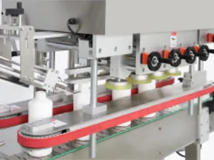 Remplisseuse-boucheuse automatique servo-commandée