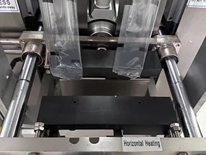 Ensacheuse verticale VFFS pour stickpacks à soudure 3 côtés